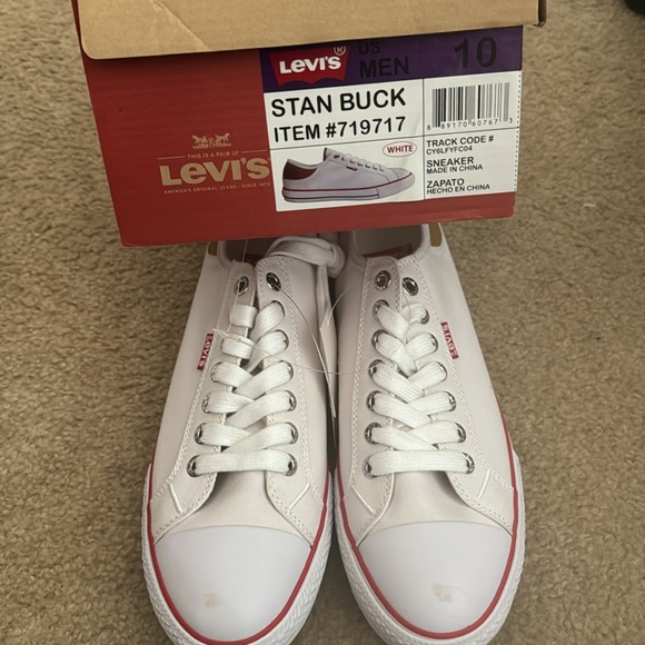 Brand new Levi’s Stan buck sneakers size 10 white - Picture 3 of 3